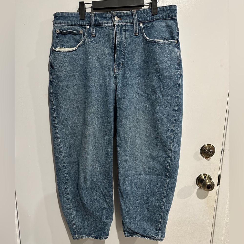 Madewell Balloon Jeans – Size 14W (Light Wash)